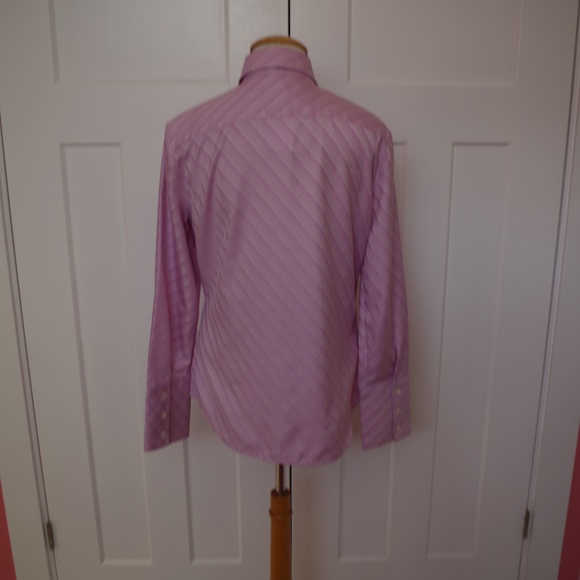 Banana Republic Lavender Button Shirt- Size Large - Picture 4 of 5